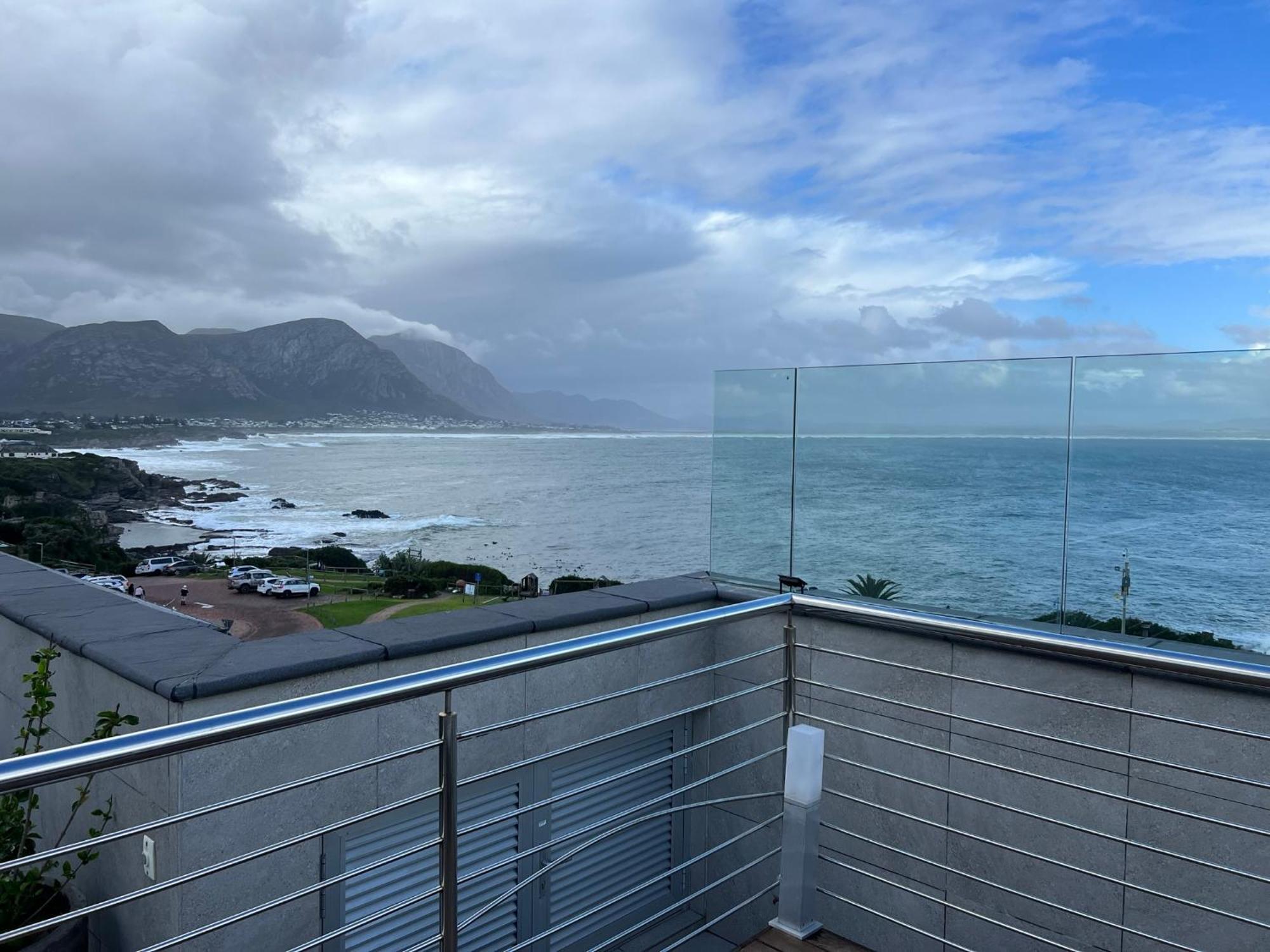 Hermanus Waterfront Apartment No 17 Exterior photo